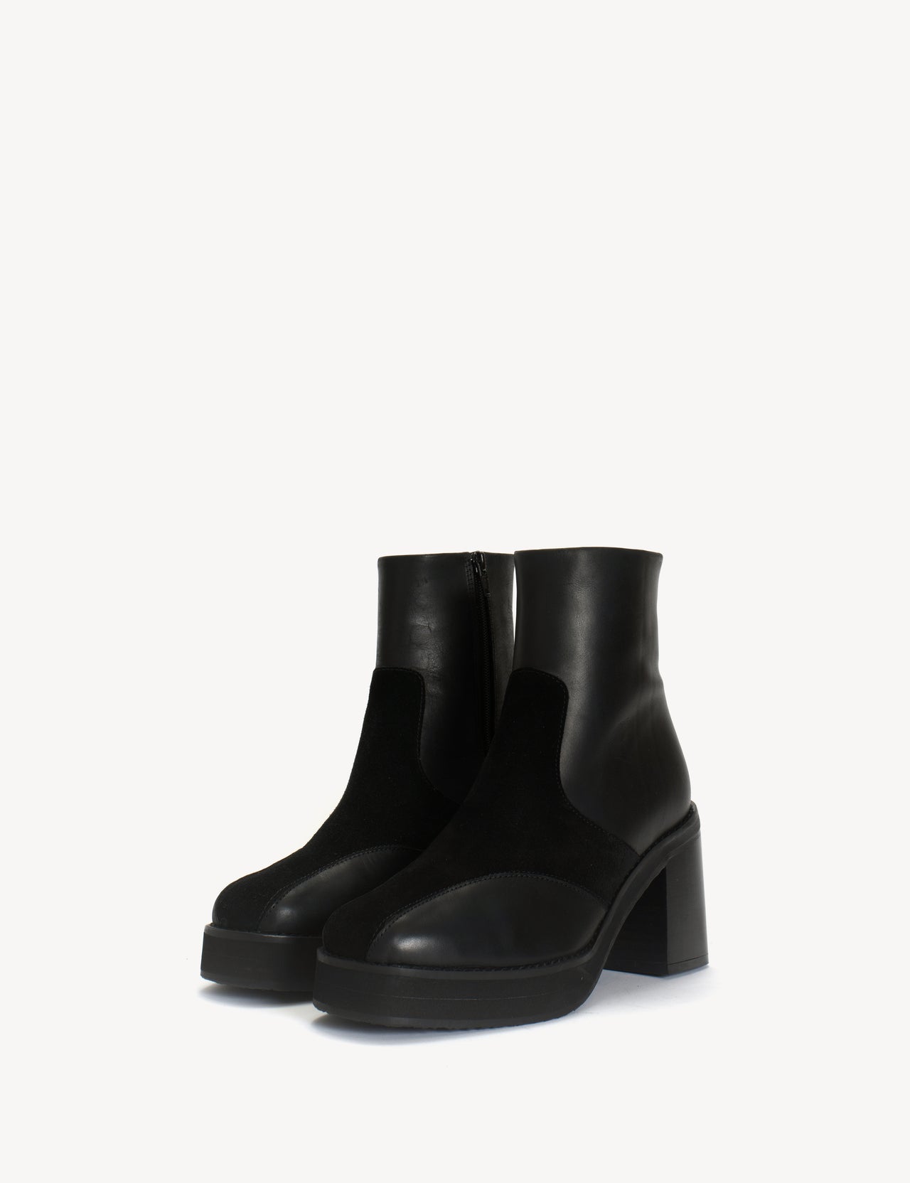 Frida Boot In Black Calfskin & Calf Suede