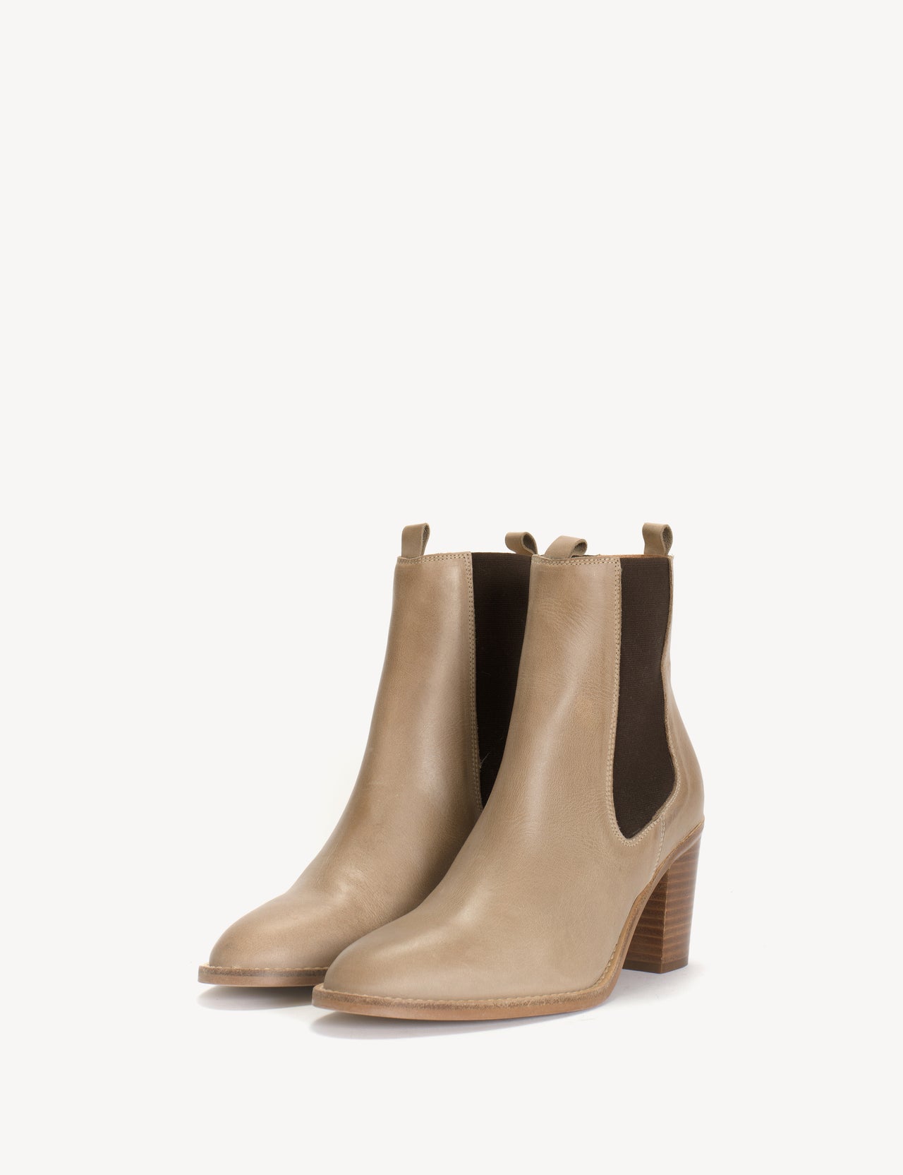 Sophie Boot In Mushroom Escovado Leather
