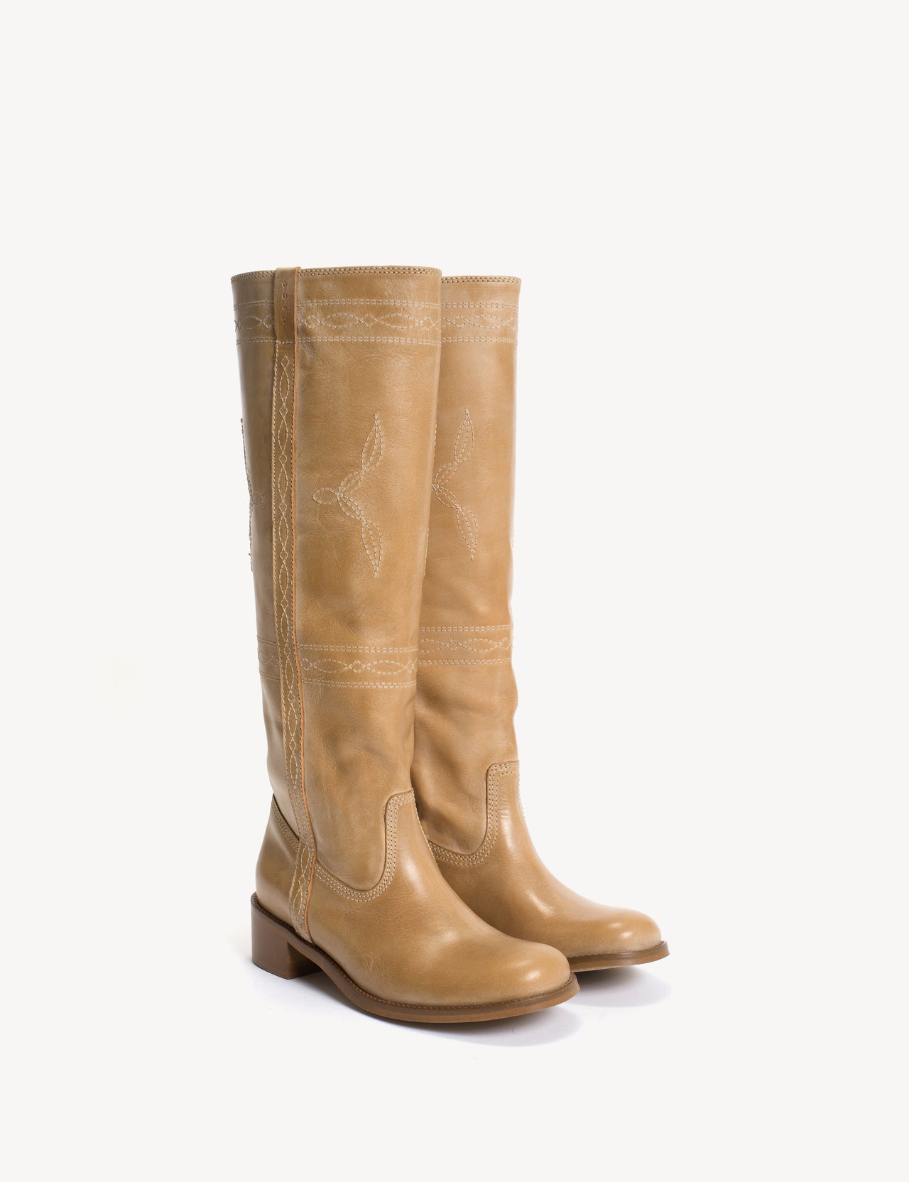 Ann Gaucho Boot With Western Stitchings In Light Tan Escovado Leather