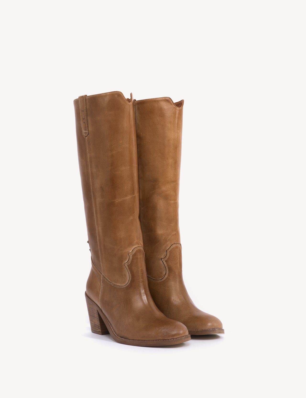 Janie Boot In Dark Tan Escovado Leather