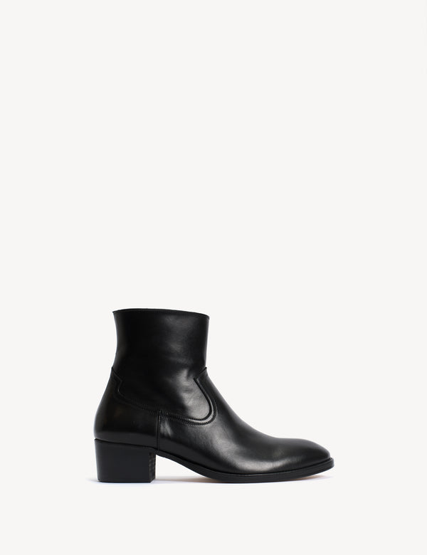 Dunn Zip Boot In Black Calfskin