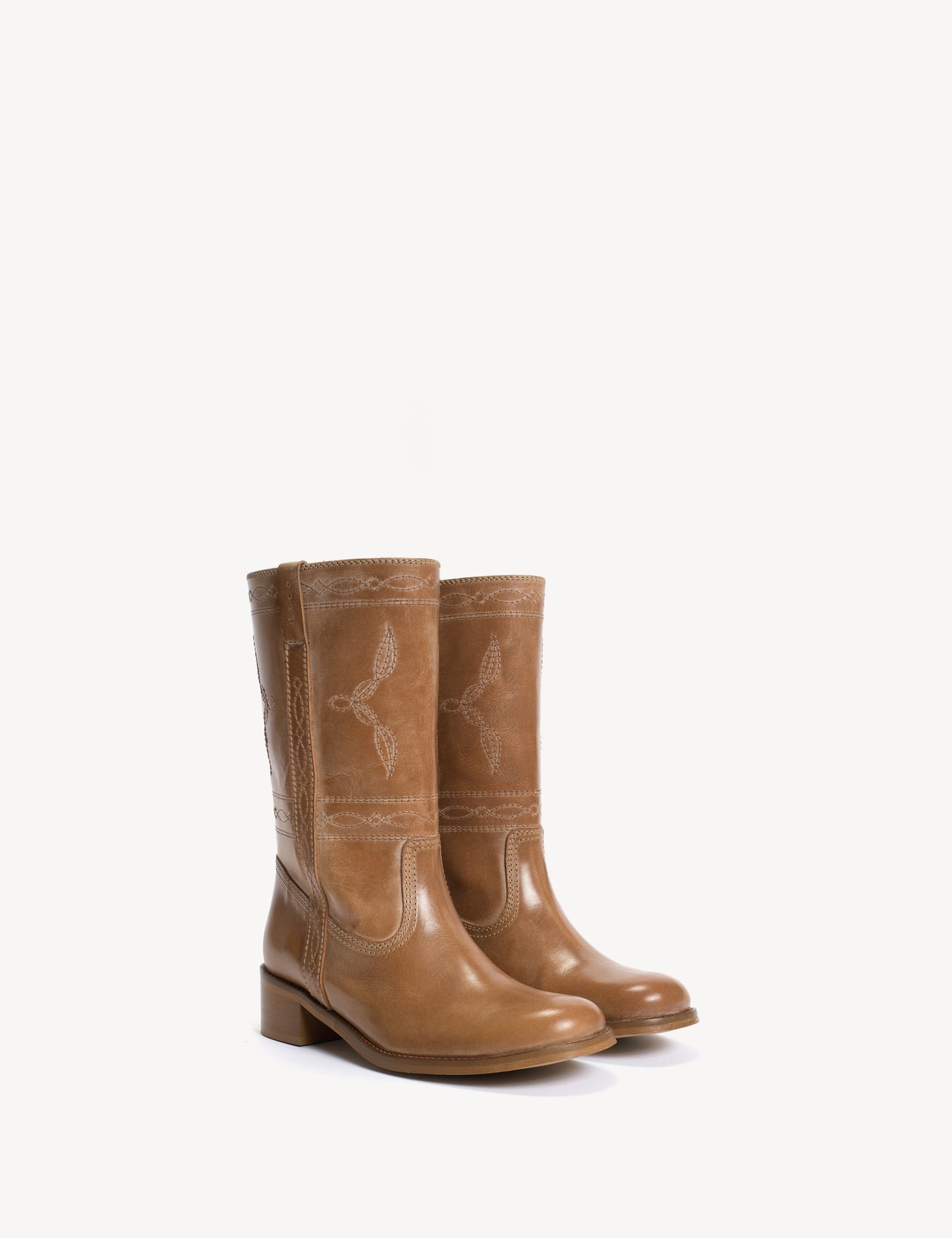 Julia Gaucho Boot With Western Stitchings In Dark Tan Escovado Leather