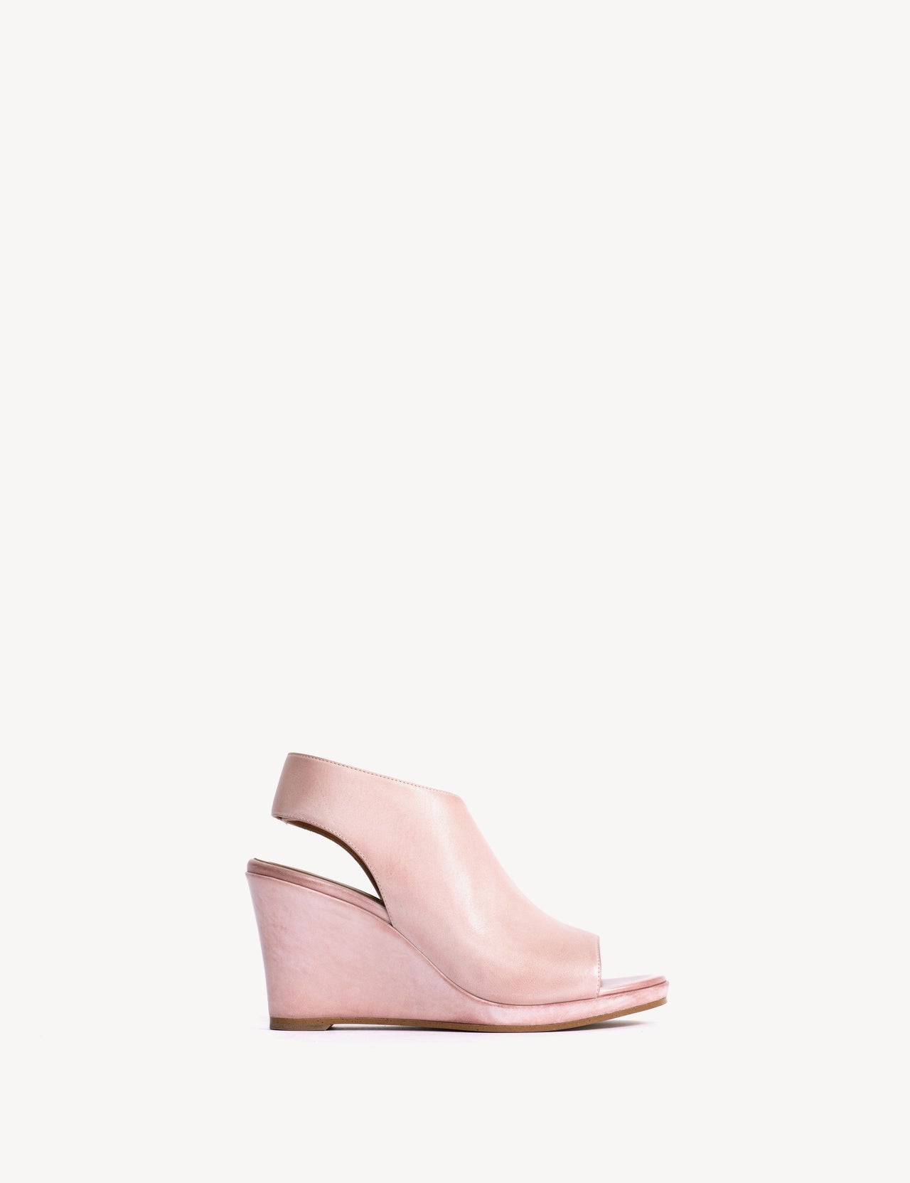 Liv Wedge Sandal In Pink Escovado Leather
