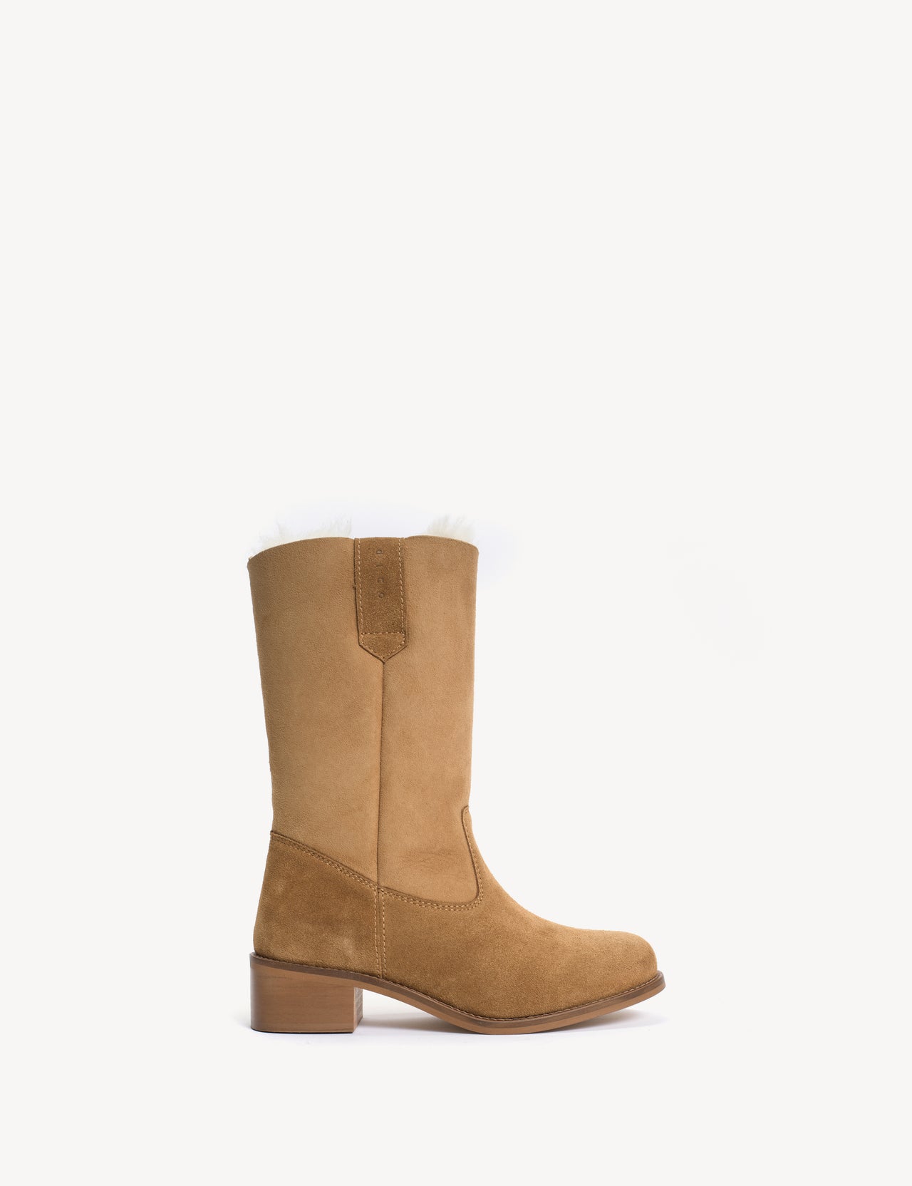 Julia Gaucho Boot In Tan Shearling Fur