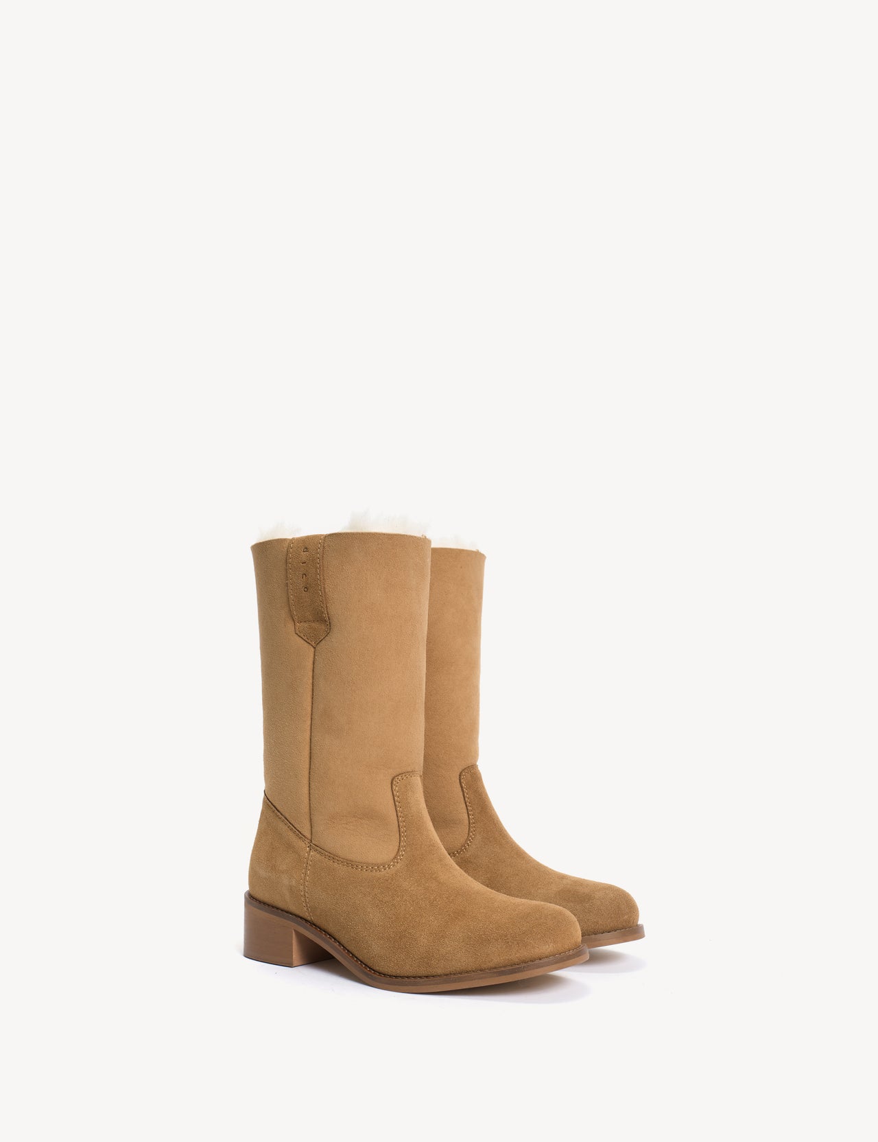 Julia Gaucho Boot In Tan Shearling Fur