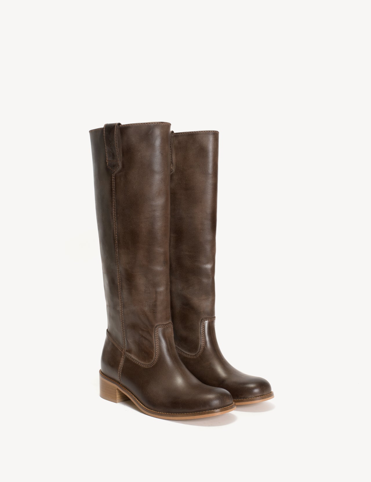 Ann Gaucho Boot In Brown Escovado Leather