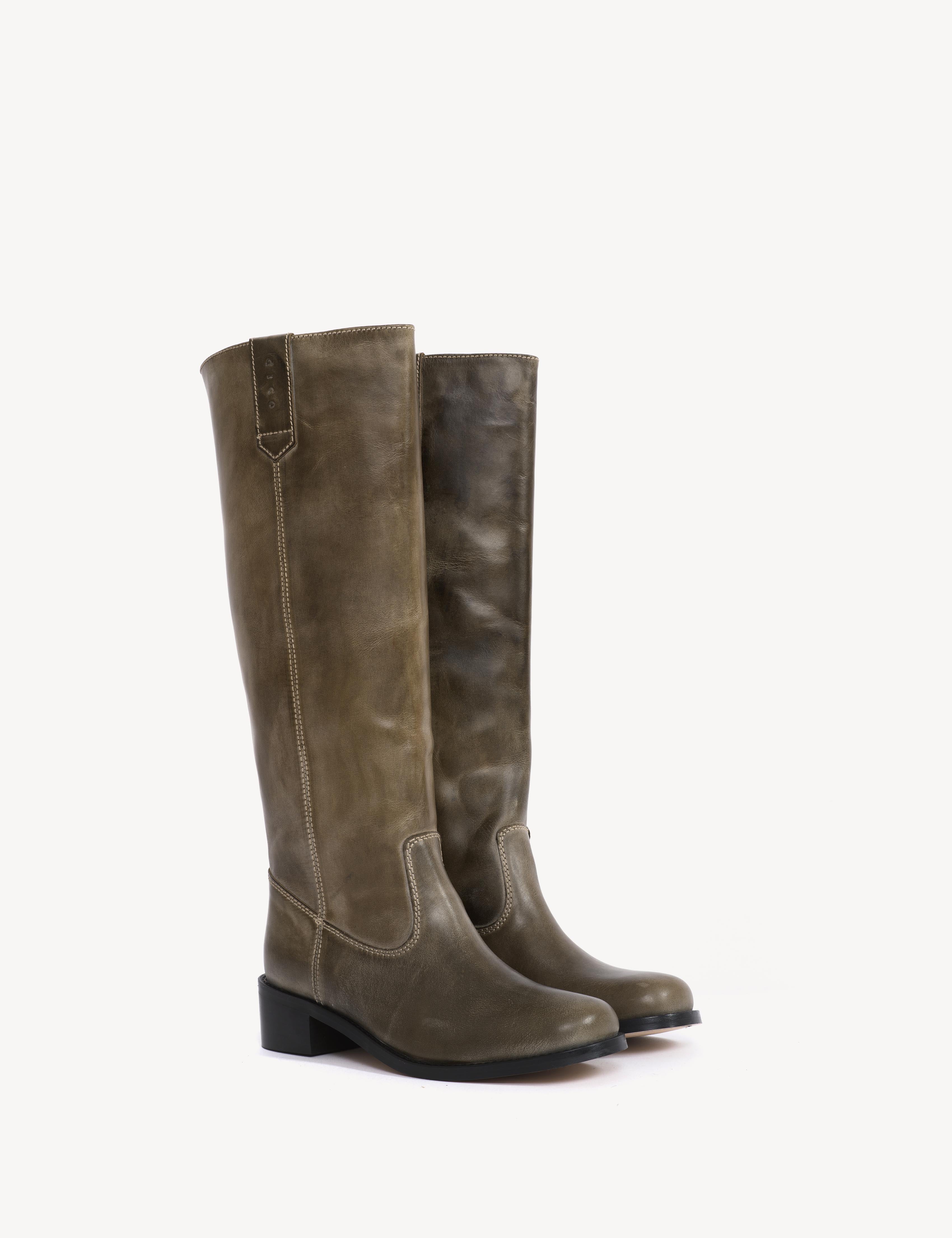 Ann Gaucho Boot In Army Green Escovado Leather - Dico Copenhagen