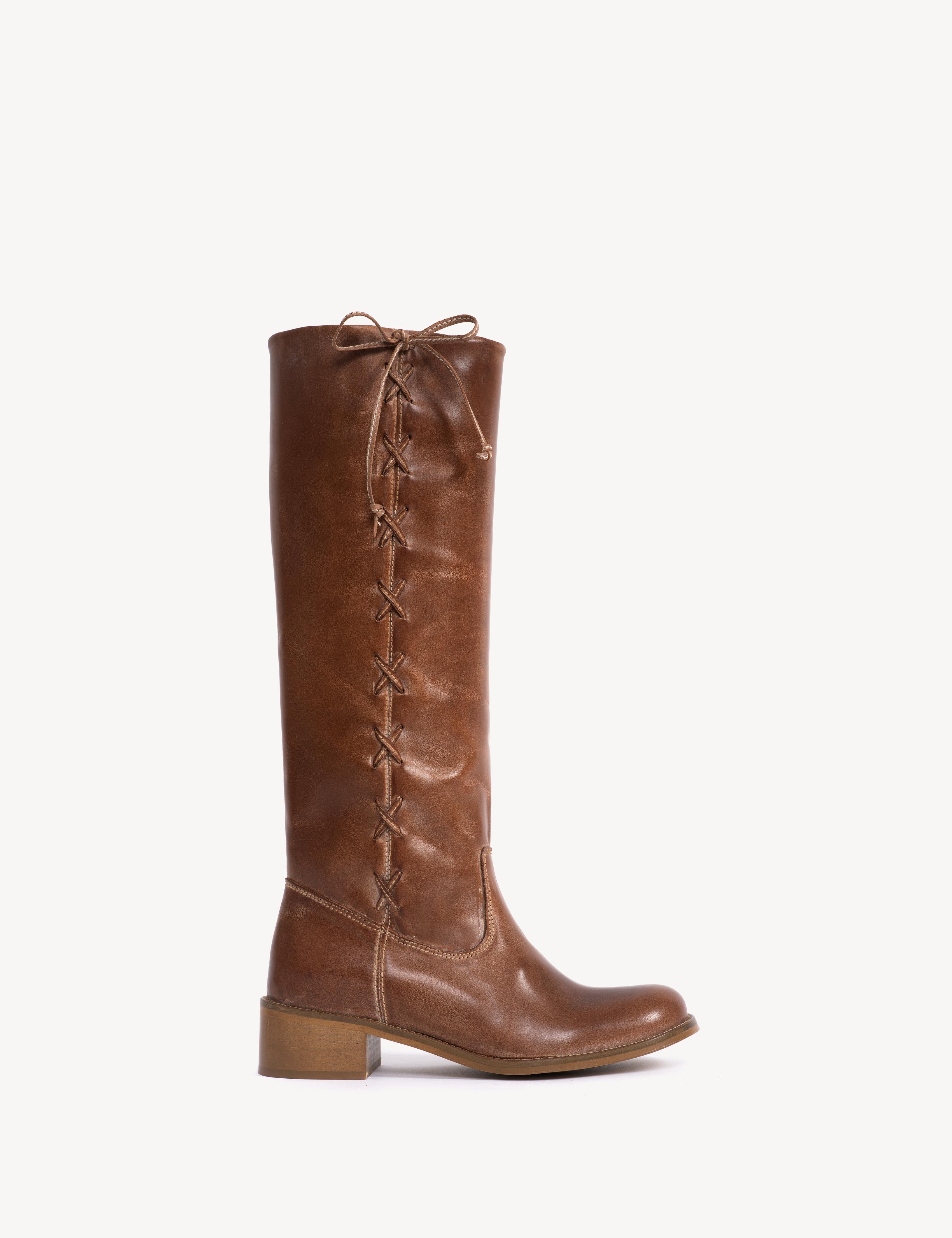 Ann Gaucho Boot With Laces In Cognac Escovado Leather – Dico