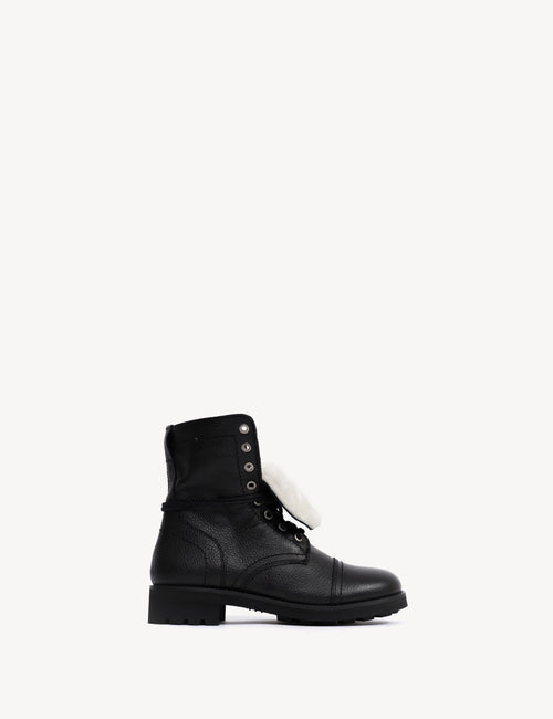 Army Boot In Black Grained Calfskin With Shearling Fur Lining