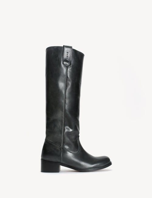 Ann Gaucho Boot In Charcoal Black Escovado Leather