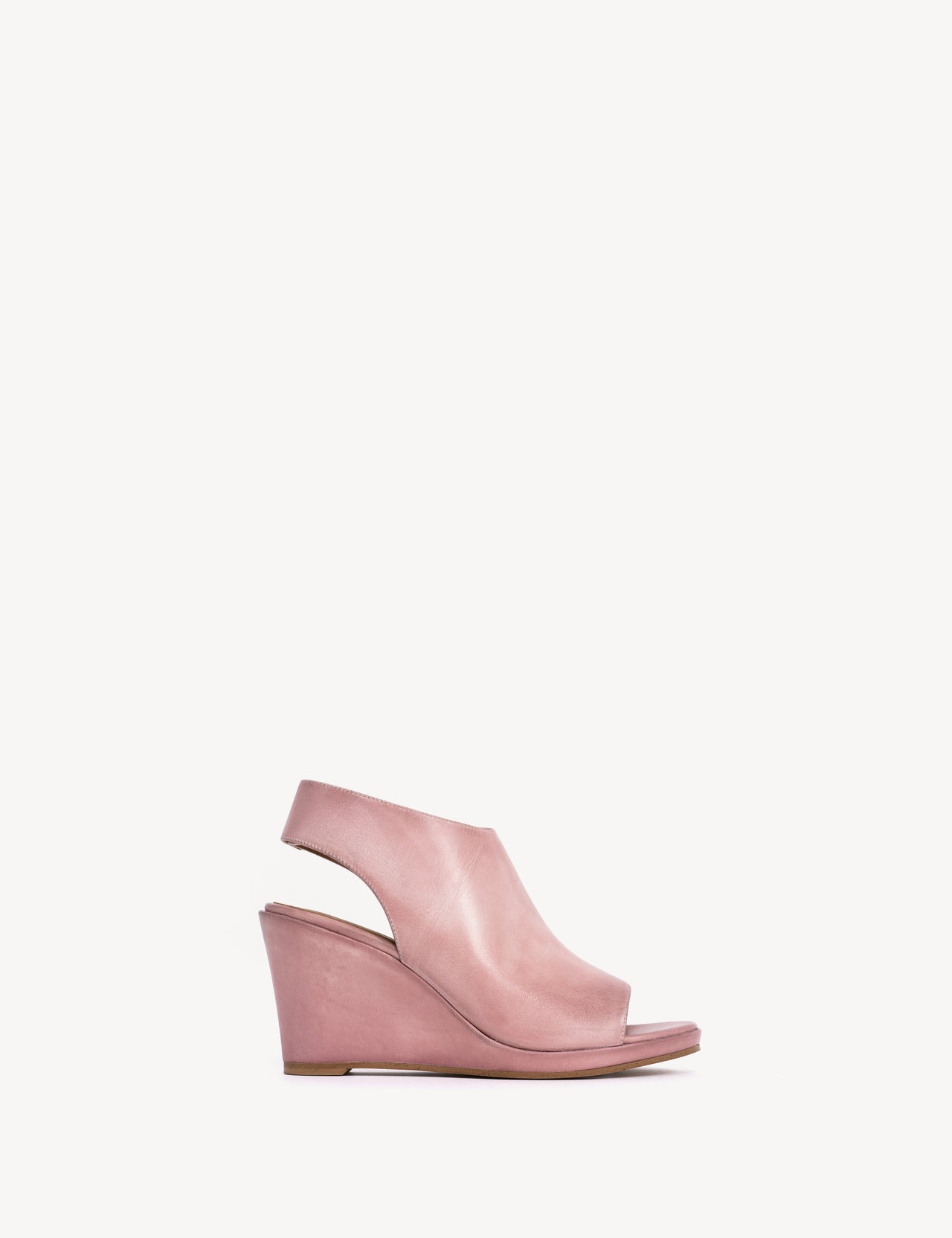 Liv Wedge Sandal In Pink Escovado Leather