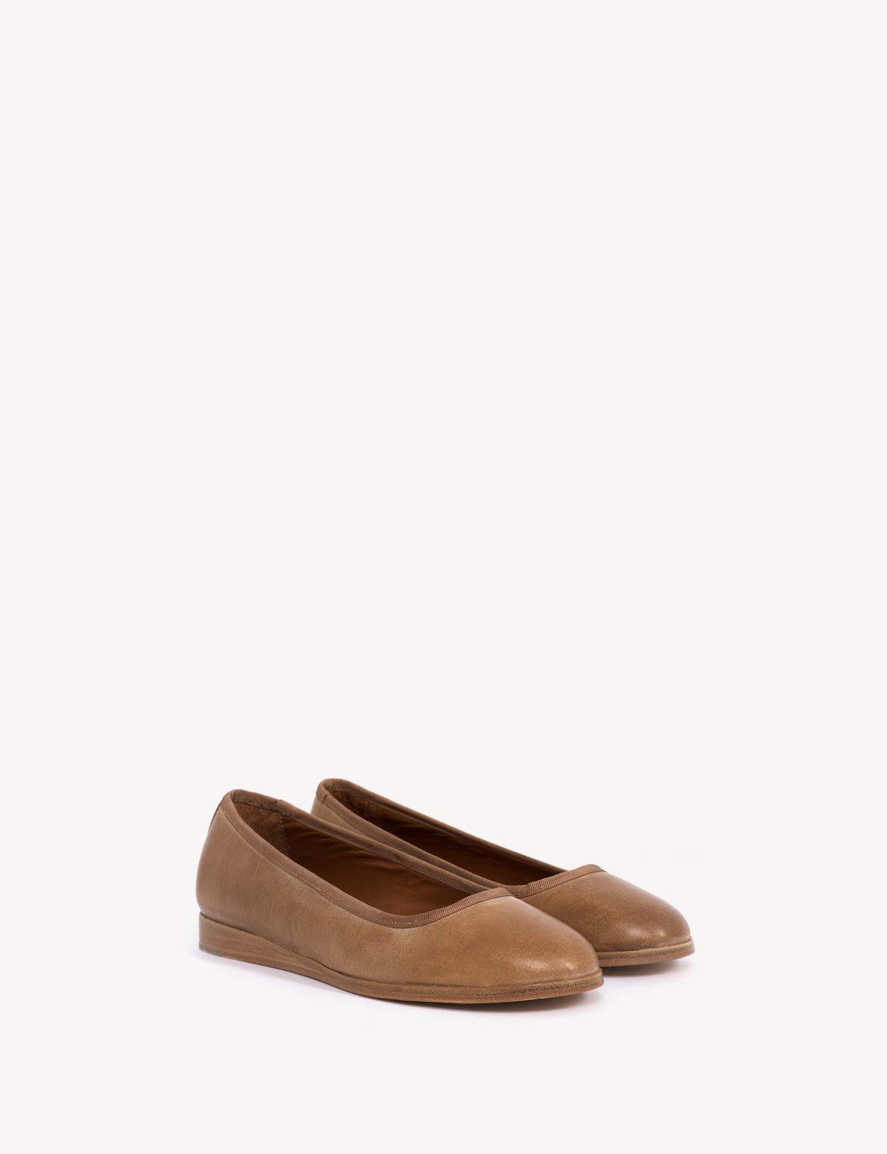 Mari Flats In Dark Tan Escovado Leather