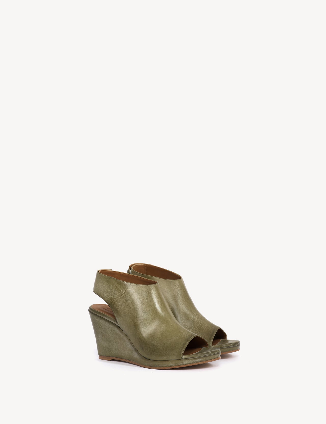 Liv Wedge Sandal In Avocado Green Escovado Leather