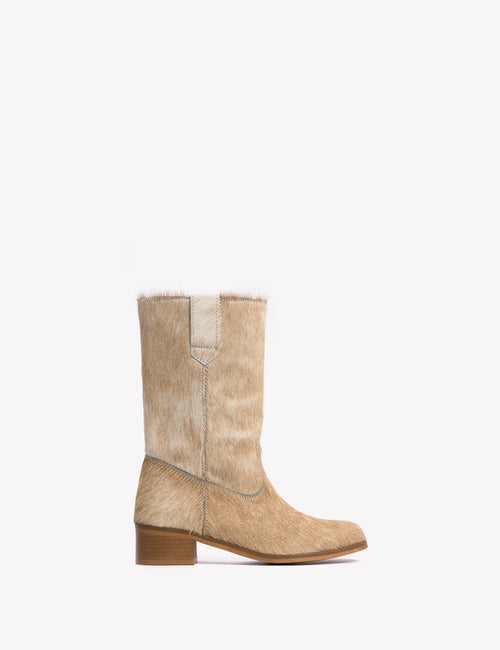 Julia Gaucho Boot In Beige Shades Cow Fur
