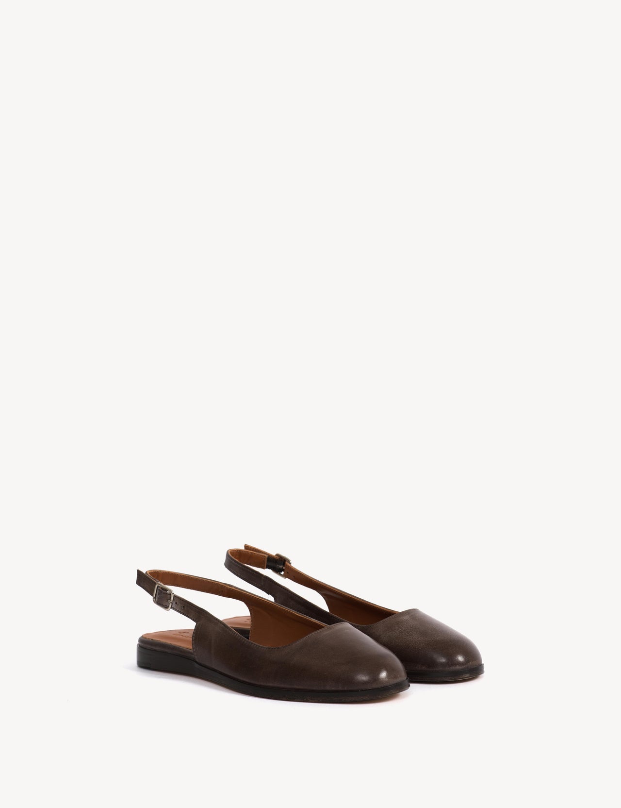 Moa Slingback Flats In Dark Brown Escovado Leather