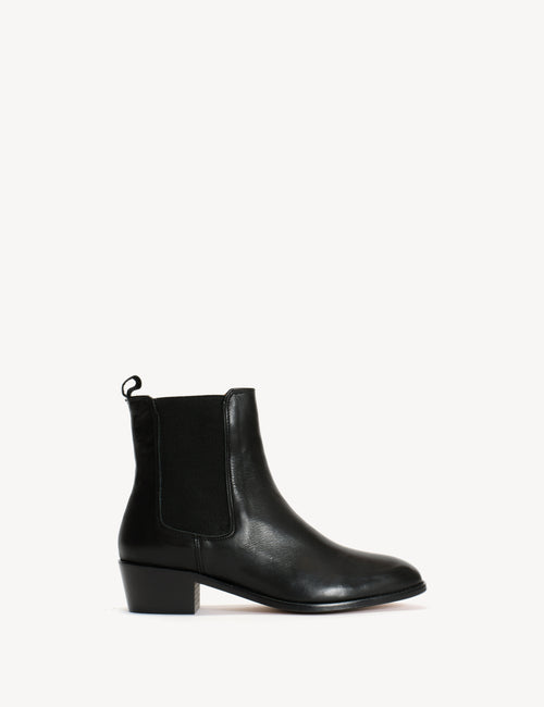 Celina Chelsea Boot In Black Calfskin