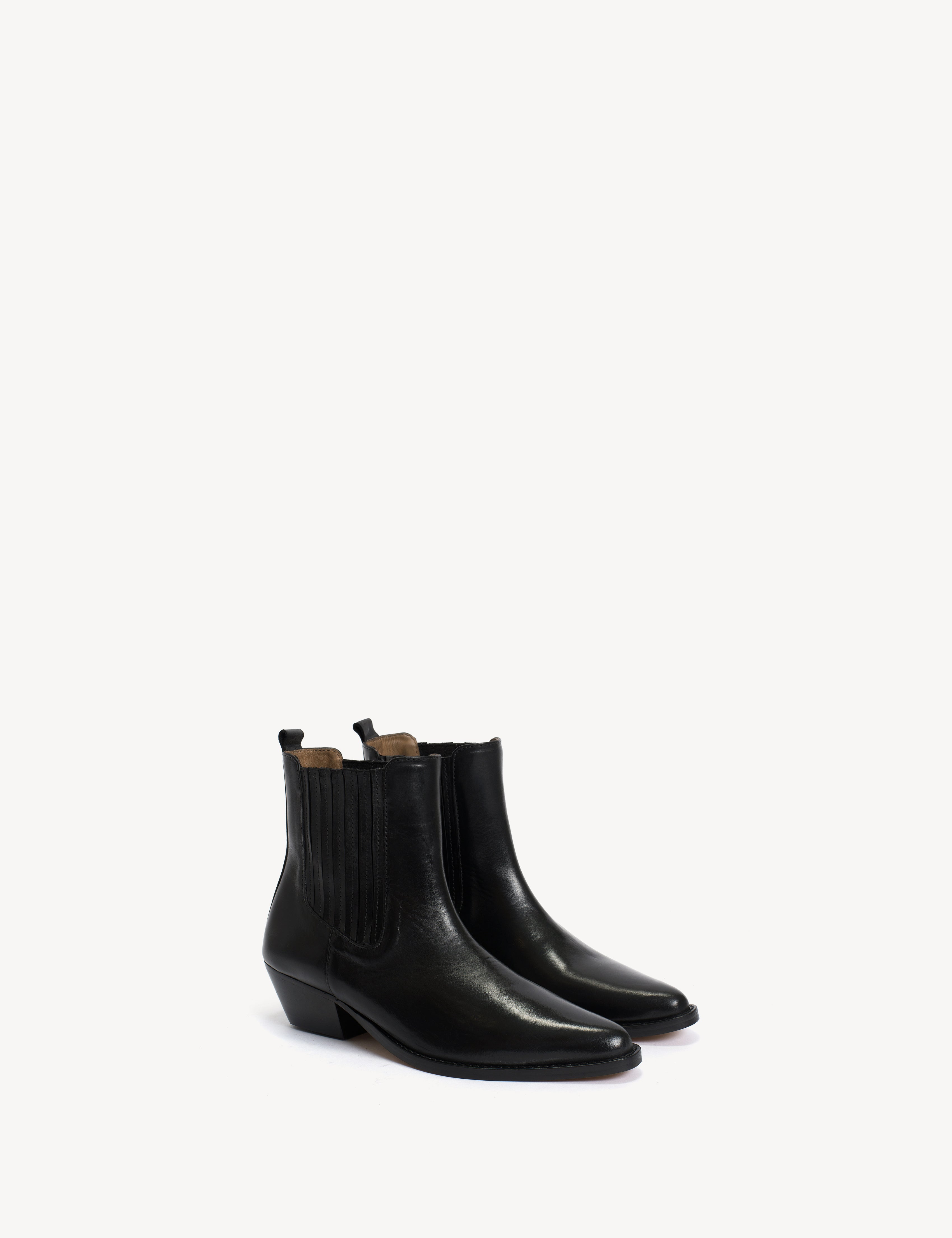 Dasha Chelsea Boot In Black Escovado Leather - Dico Copenhagen