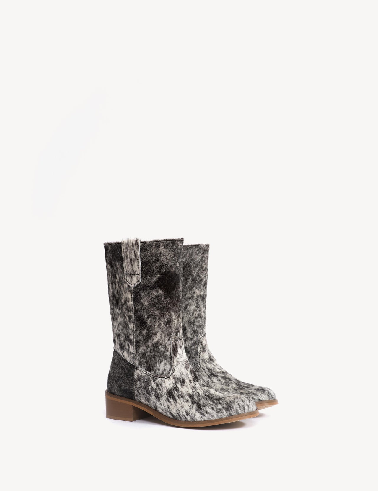 Julia Gaucho Boot In Black Cow Fur