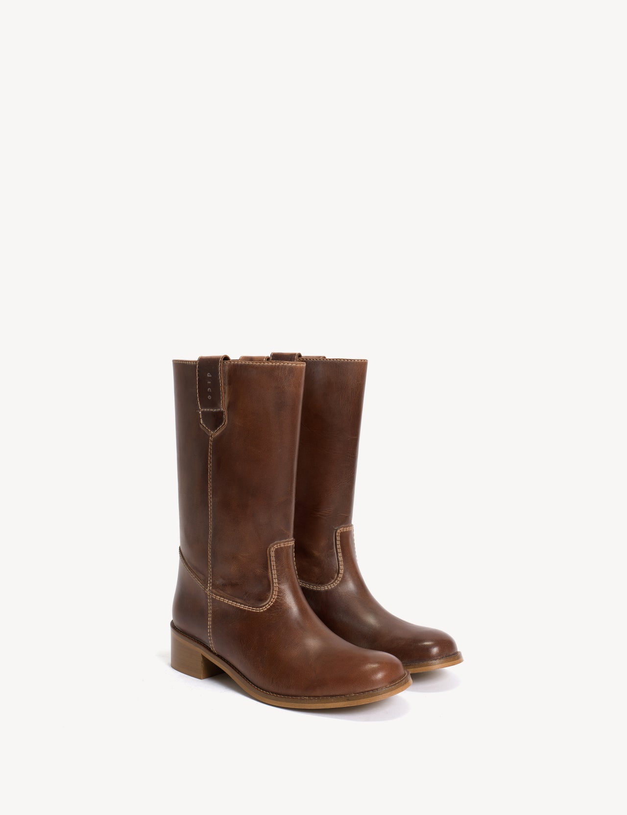 Julia Gaucho Boot In Cognac Escovado Leather