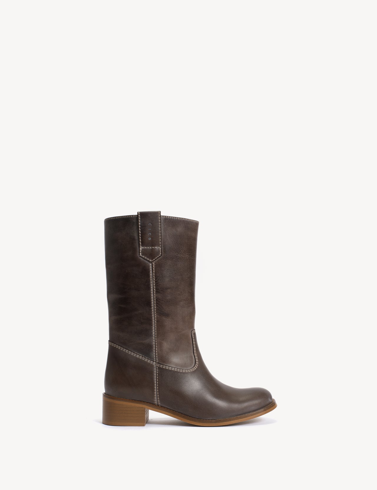 Julia Gaucho Boot In Brown Escovado Leather