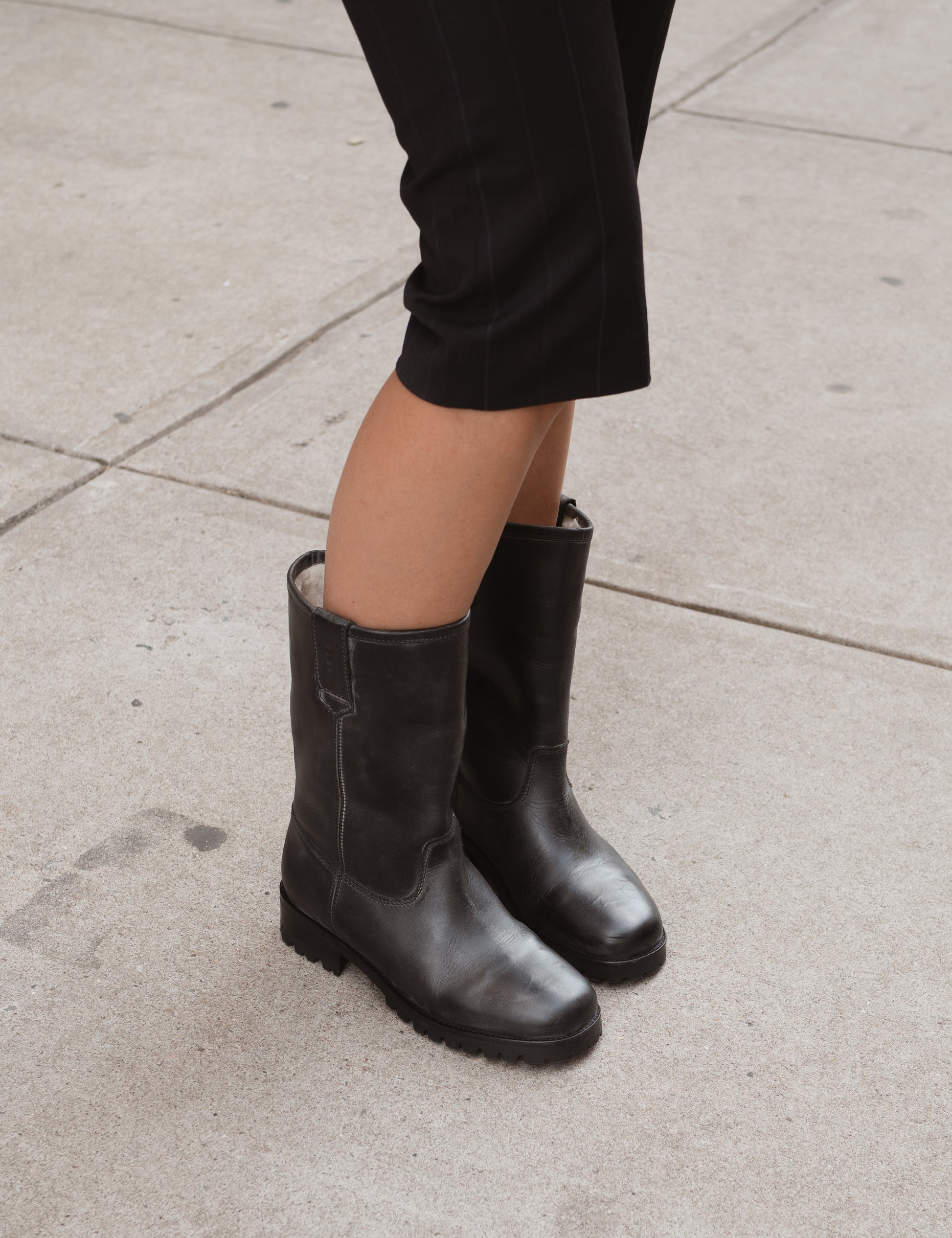 Kimmi Escovado Black