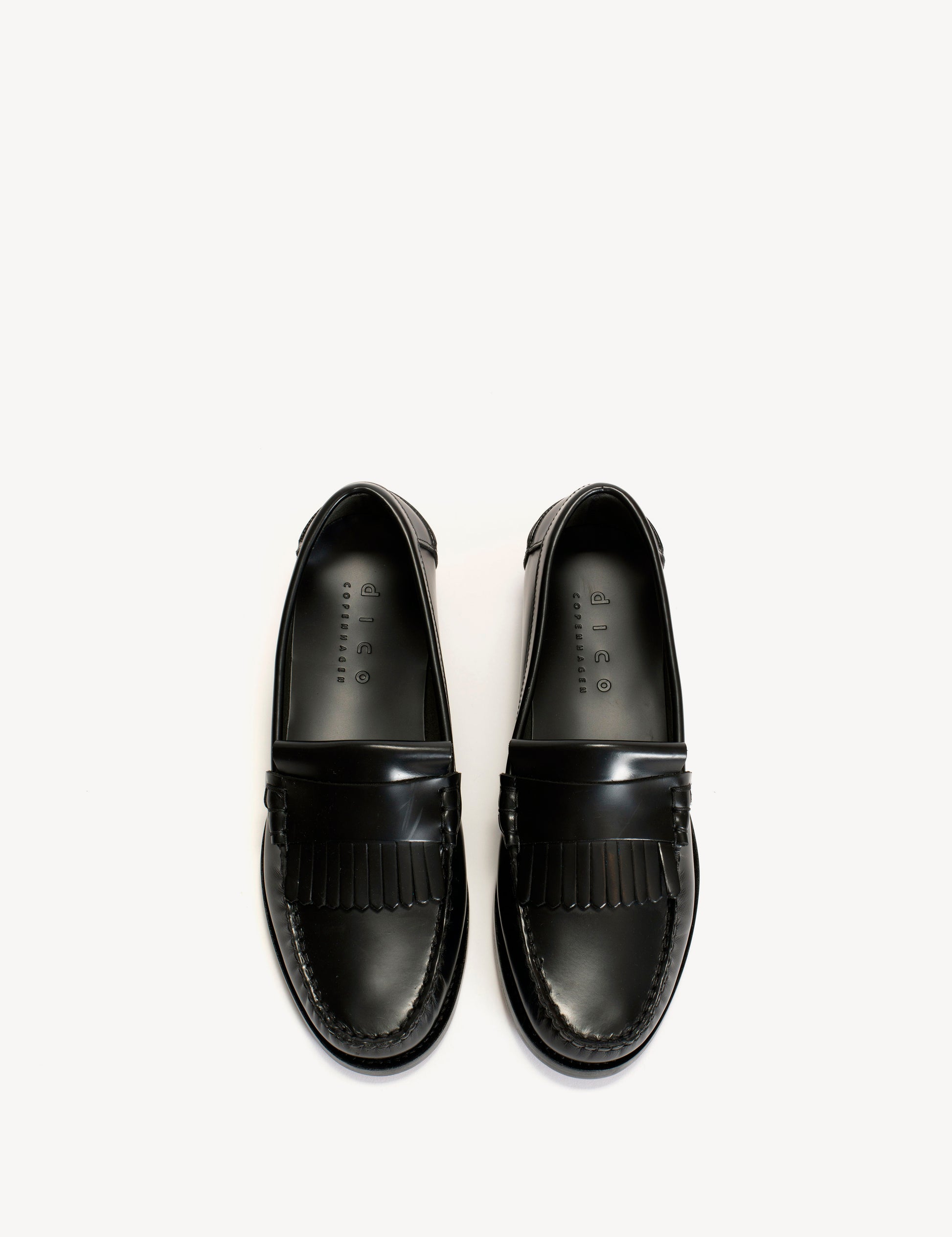 Moccasin Loafer With Fringes In Black Polido Leather - Dico Copenhagen