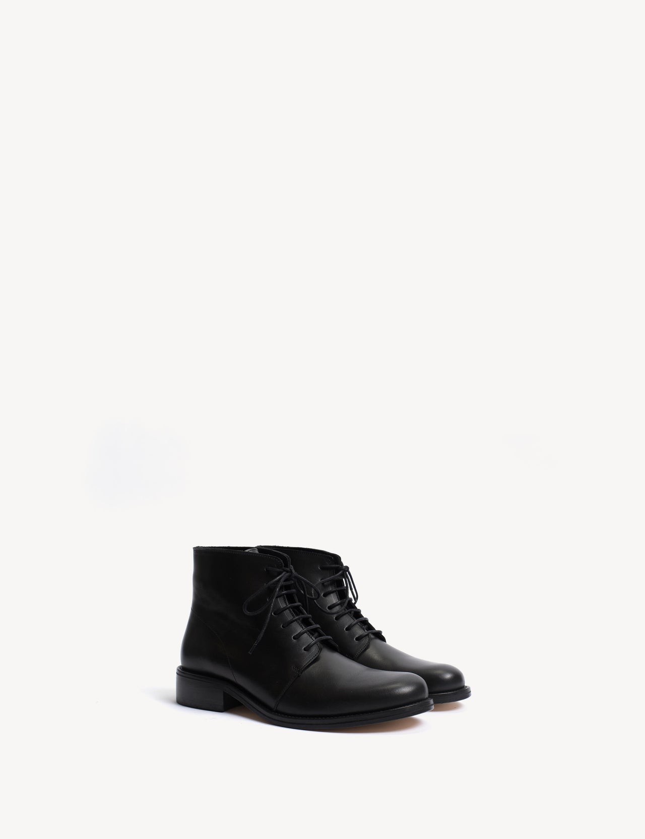 Nico Lace Up Boot In Black Calfskin