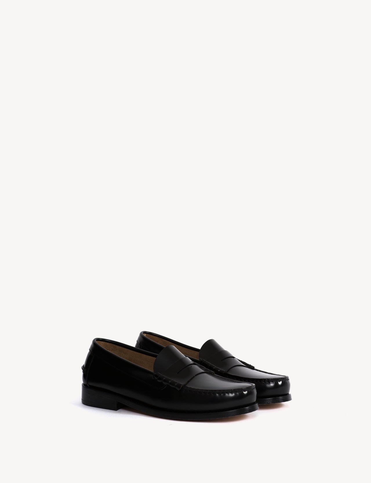Moccasin Men's Penny Loafer In Black Polido Leather